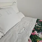 Apartma Dora *