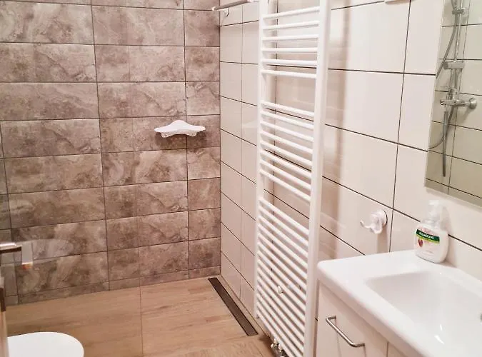 아파트 Apartma Dora *