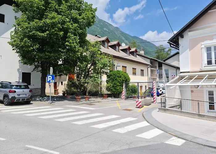 아파트 Apartma Dora *